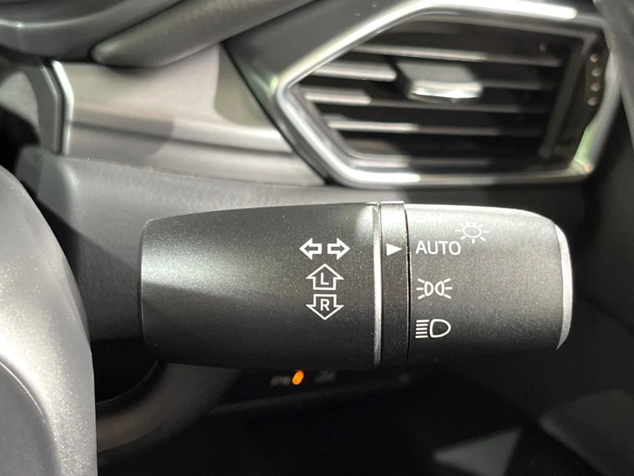 imgi_112_0709104A20250916Q00325