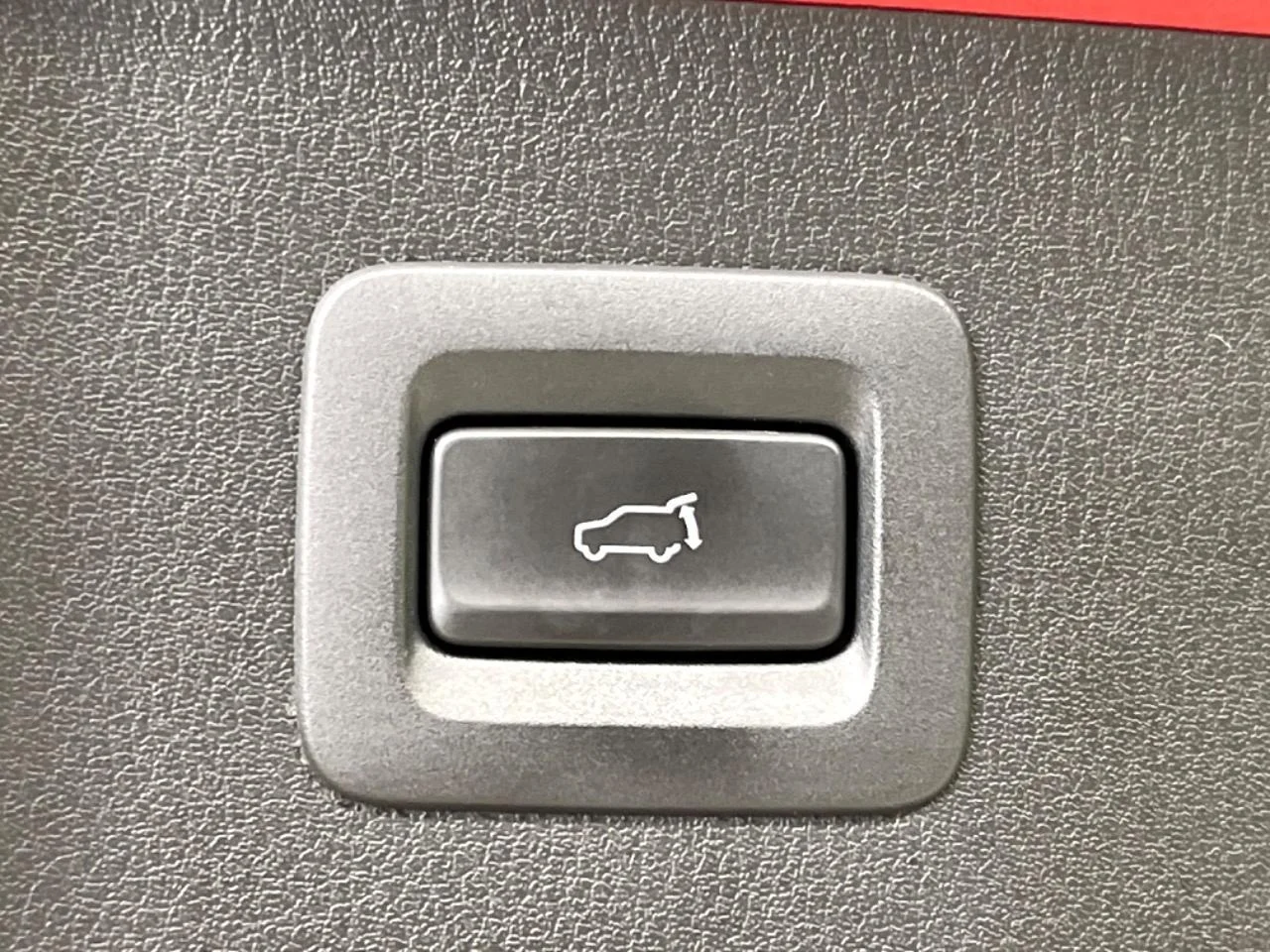 imgi_135_0709104A20250916Q00348