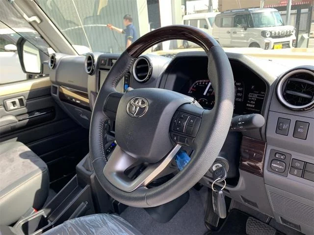 imgi_20_0709162A30250511W00211