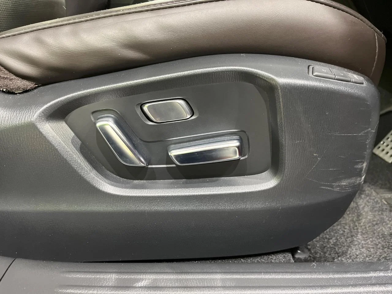 imgi_243_0900354A20250730Q00279