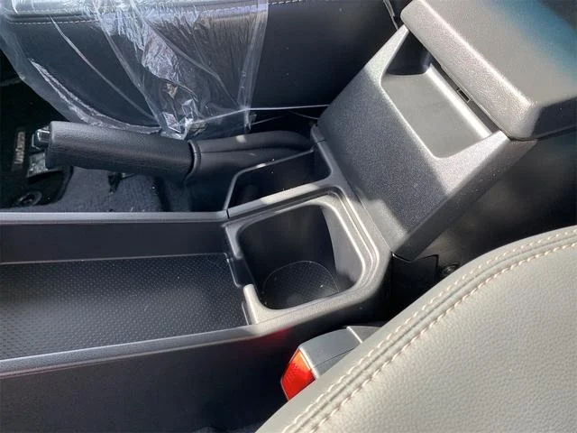 imgi_34_0709162A30250511W00225