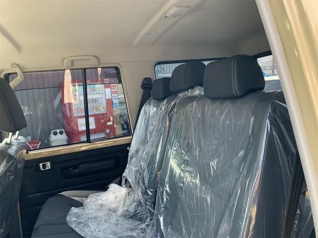 imgi_37_0709162A30250511W00228