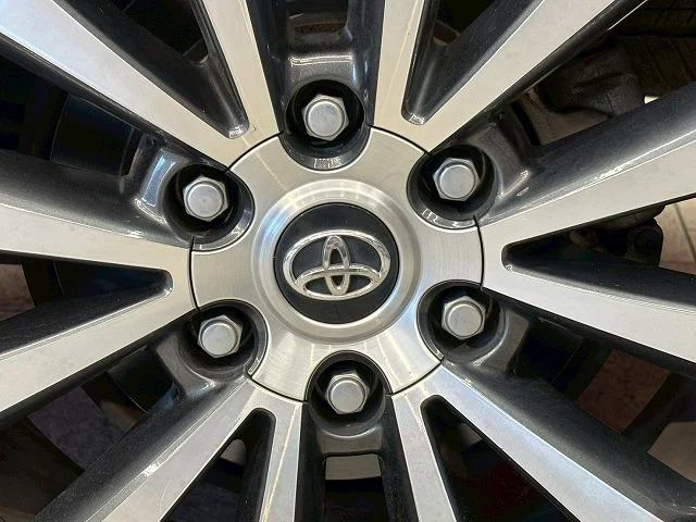 0208369A20251014D00122