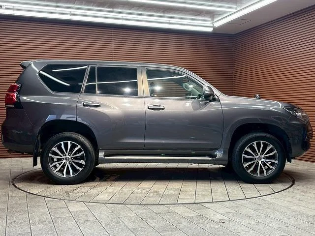 0208369A20251014D00127