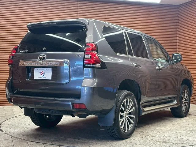 0208369A20251014D00131