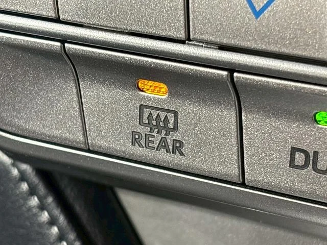 0208369A20251014D00145