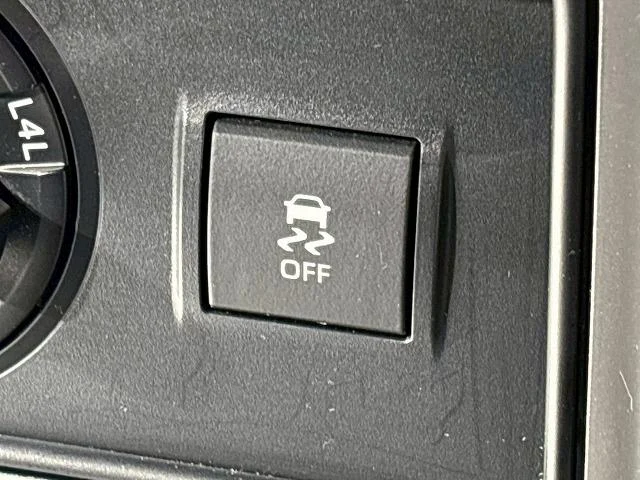 0208369A20251014D00153