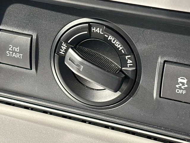 0208369A20251014D00154