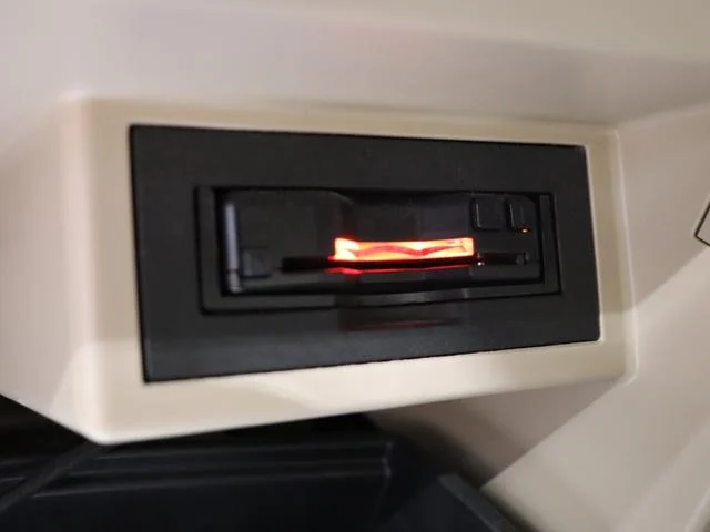 0503927A20251013G00115