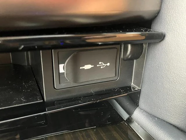 0704344A30251015W00132