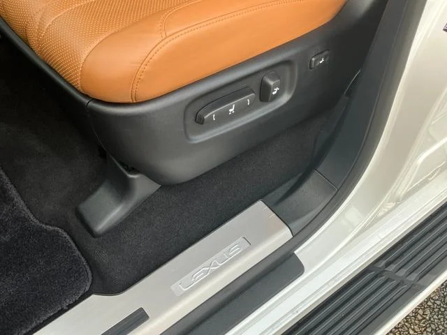 0704344A30251015W00138