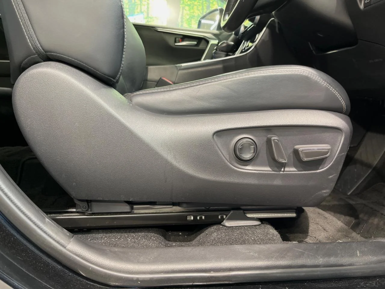 imageye___-_imgi_206_0401948A20250906Q00426