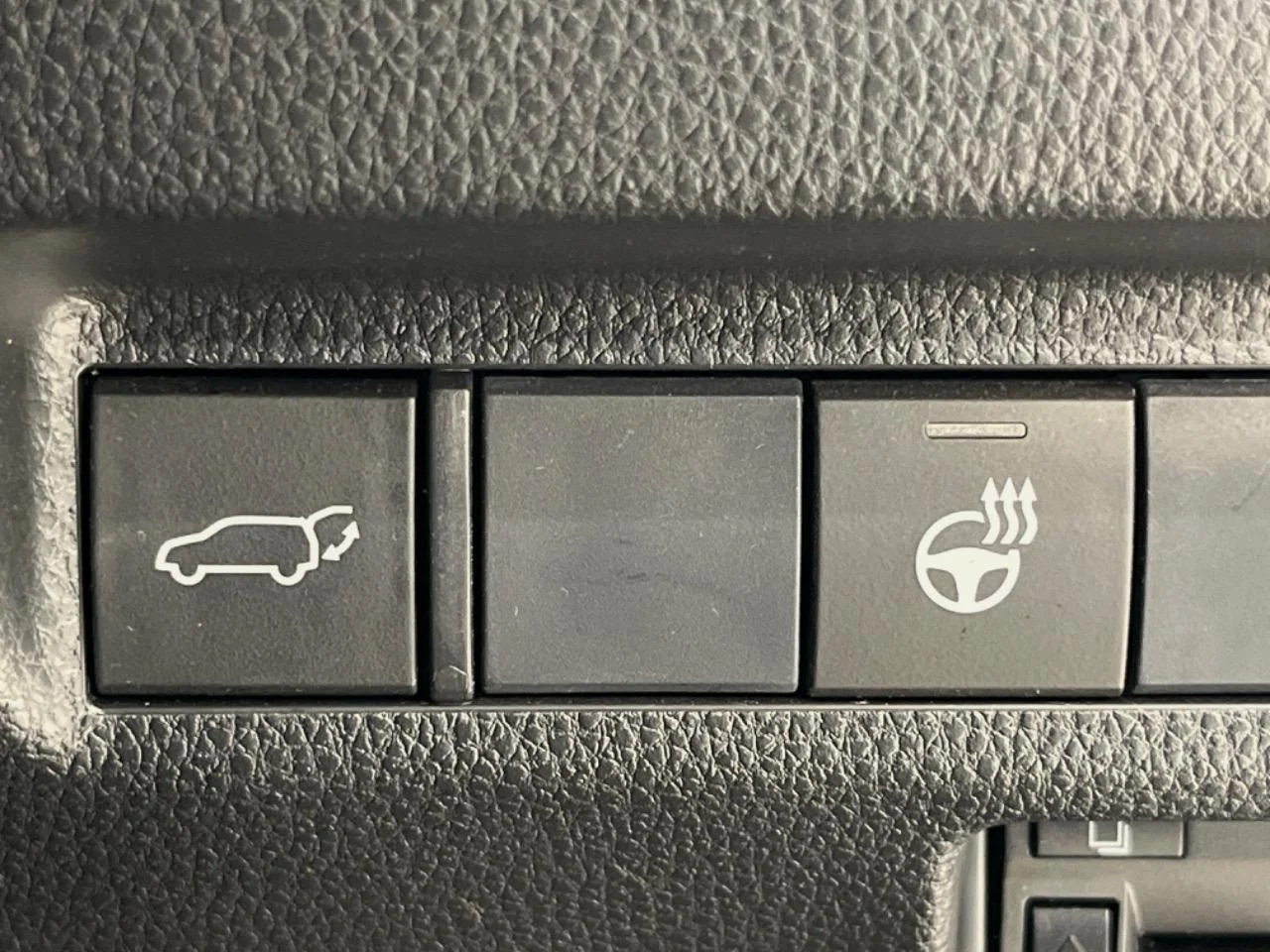 imageye___-_imgi_211_0401948A20250906Q00431