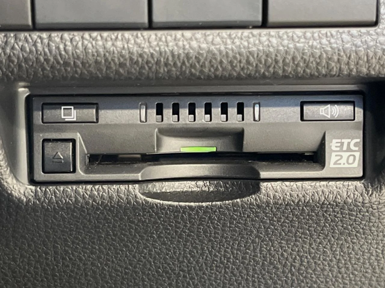 imageye___-_imgi_212_0401948A20250906Q00432