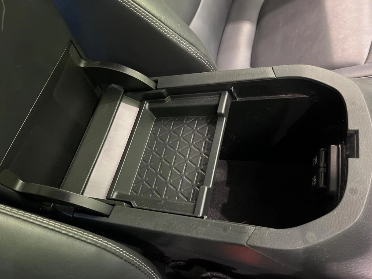 imageye___-_imgi_224_0401948A20250906Q00444