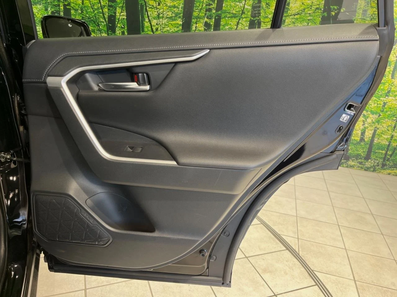 imageye___-_imgi_230_0401948A20250906Q00450