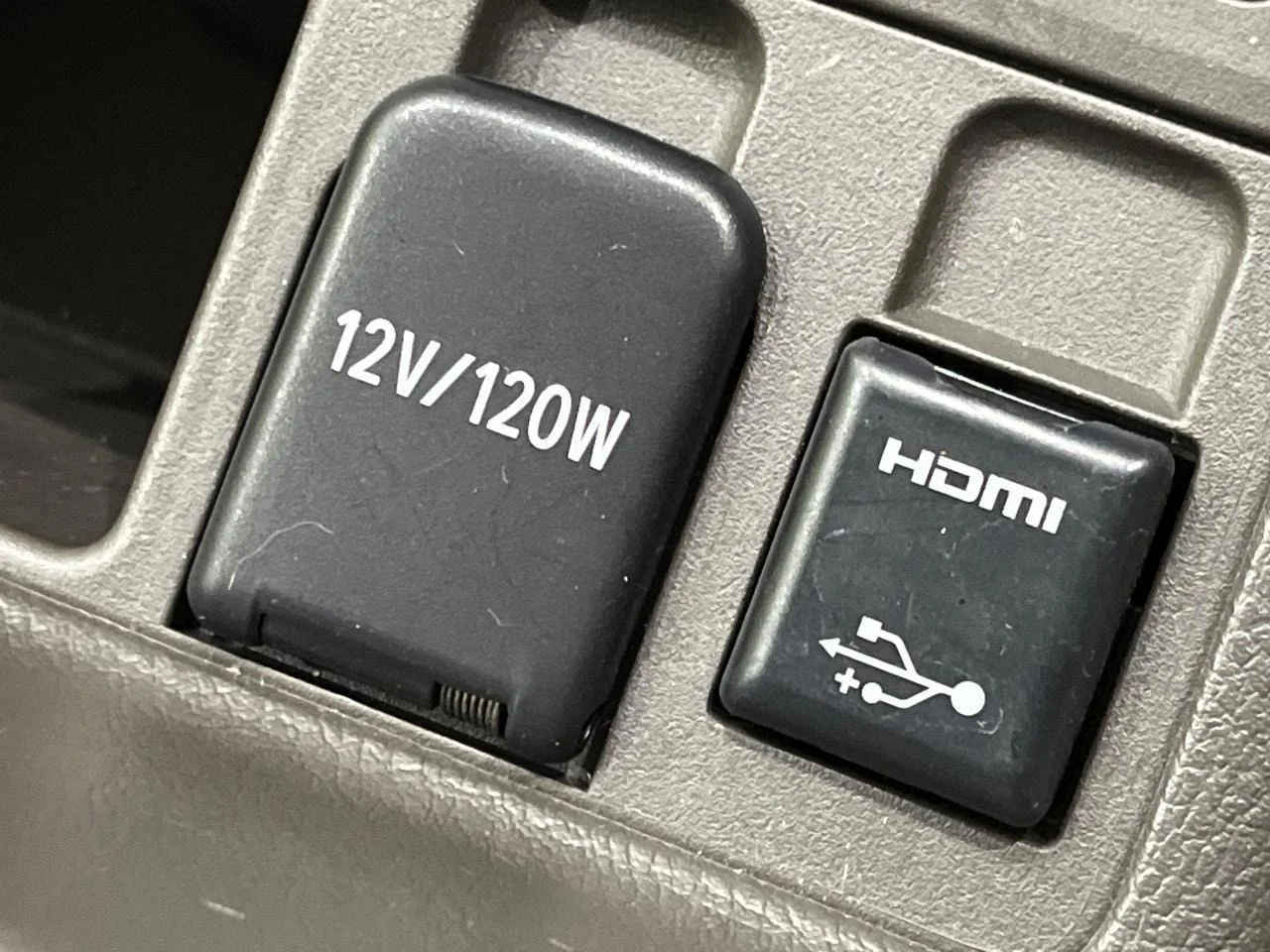 imgi_127_0900358A20251115Q00634