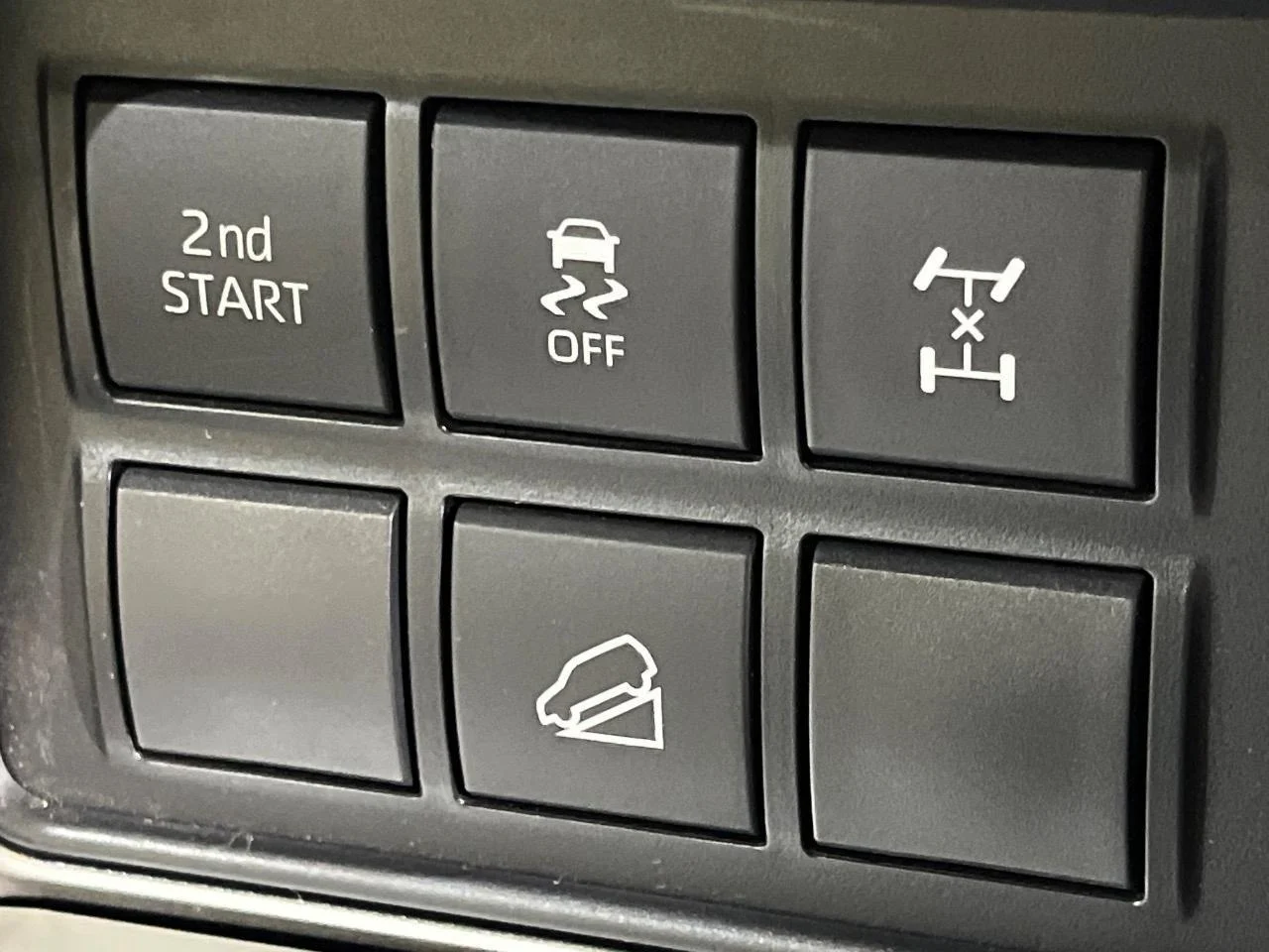 imgi_128_0900358A20251115Q00635