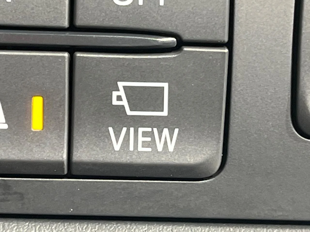 imgi_136_0400383A20251022Q00147