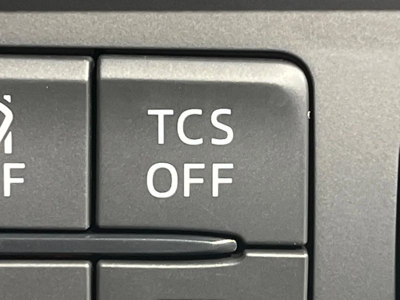 imgi_140_0400383A20251022Q00151