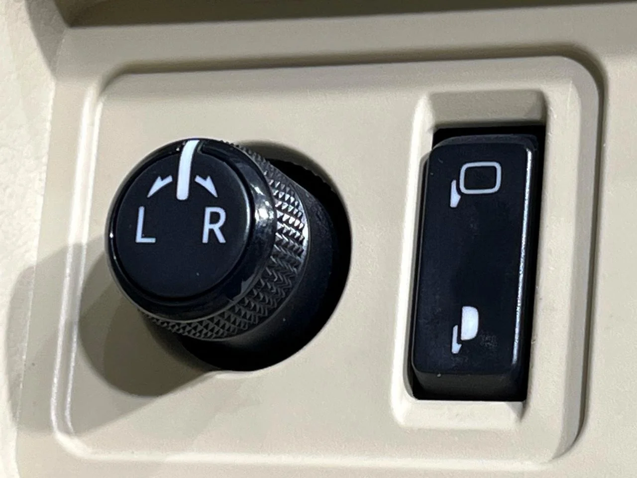 imgi_140_0900358A20251115Q00647