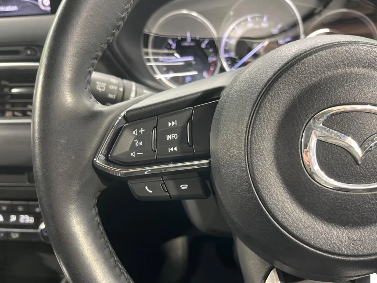 imgi_142_0400383A20251022Q00153