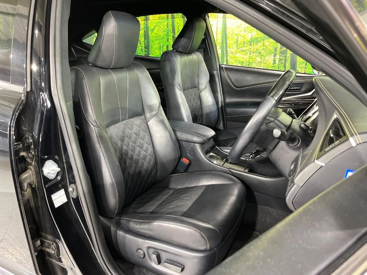 imgi_173_0600536A20251012Q00207