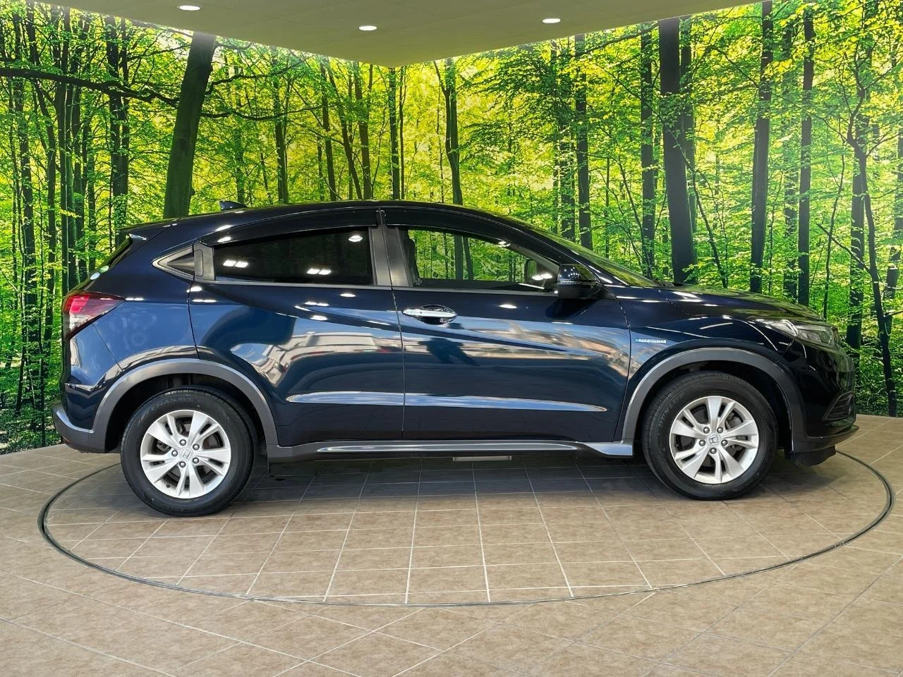 imgi_184_3000587A20251120Q00242