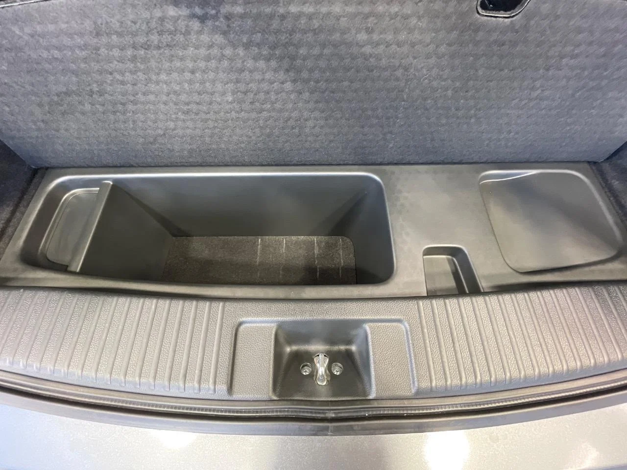 imgi_188_3000587A20251120Q00246