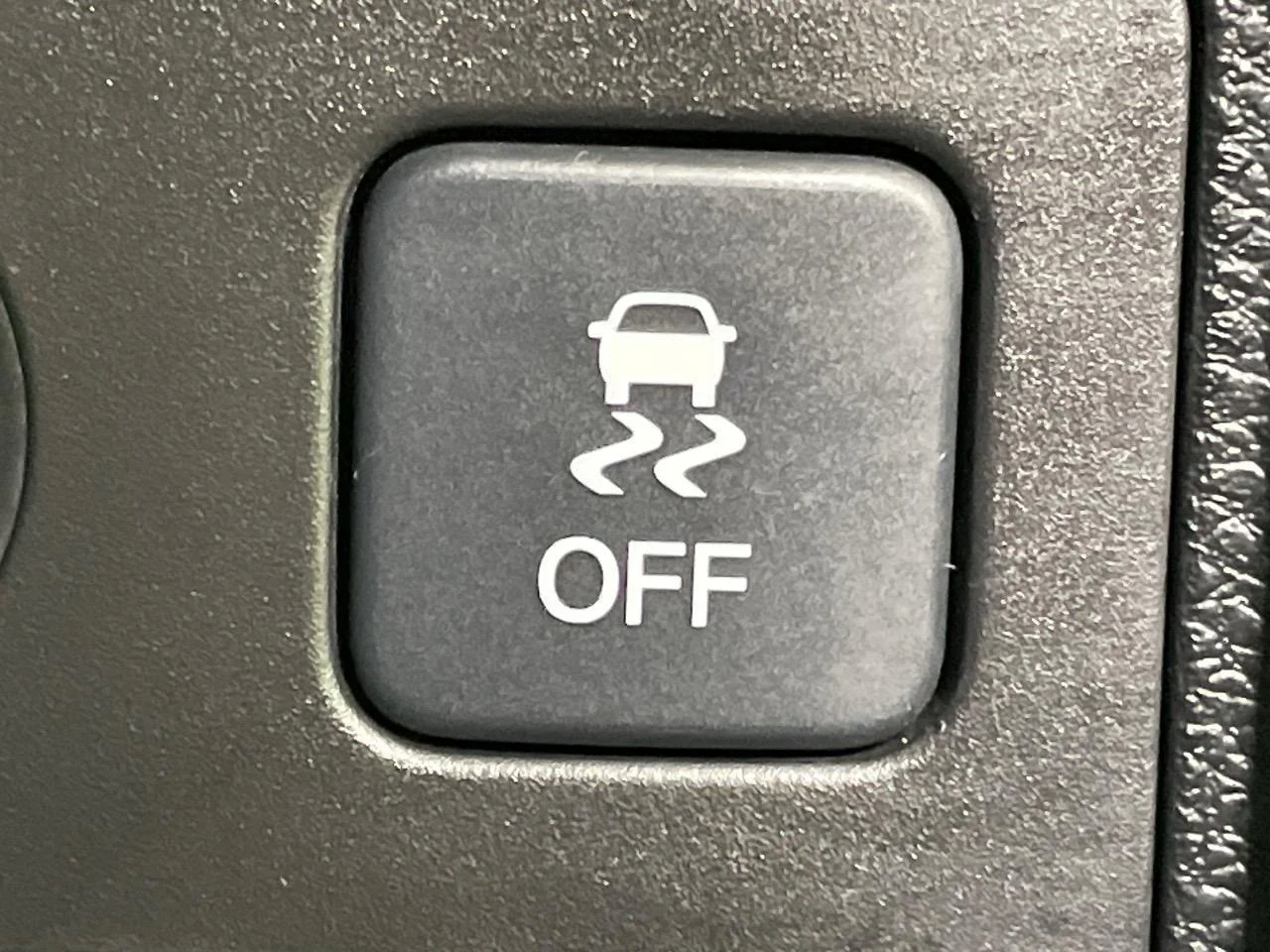 imgi_189_3000587A20251120Q00247