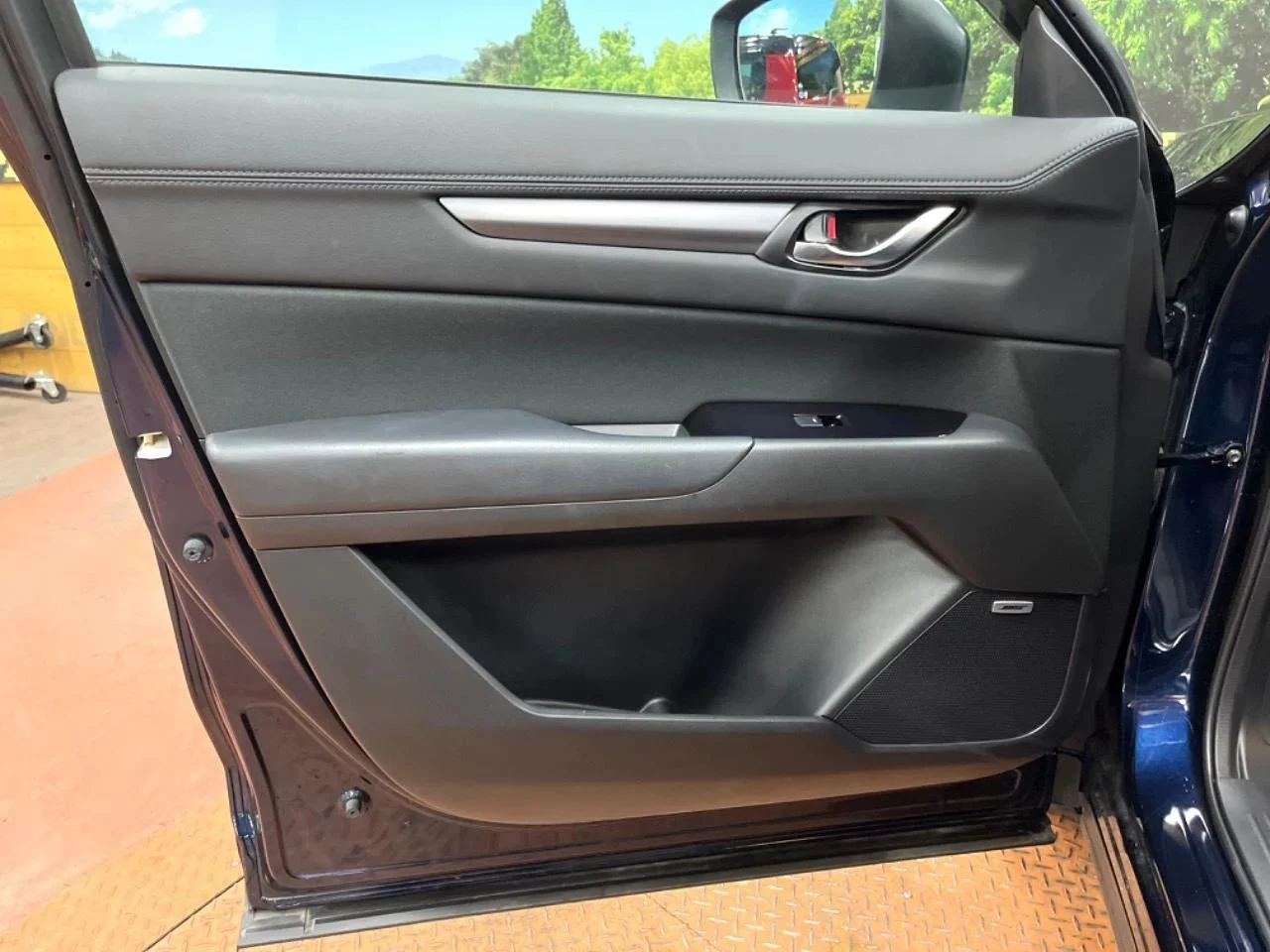 imgi_194_0504809A20250921Q01031