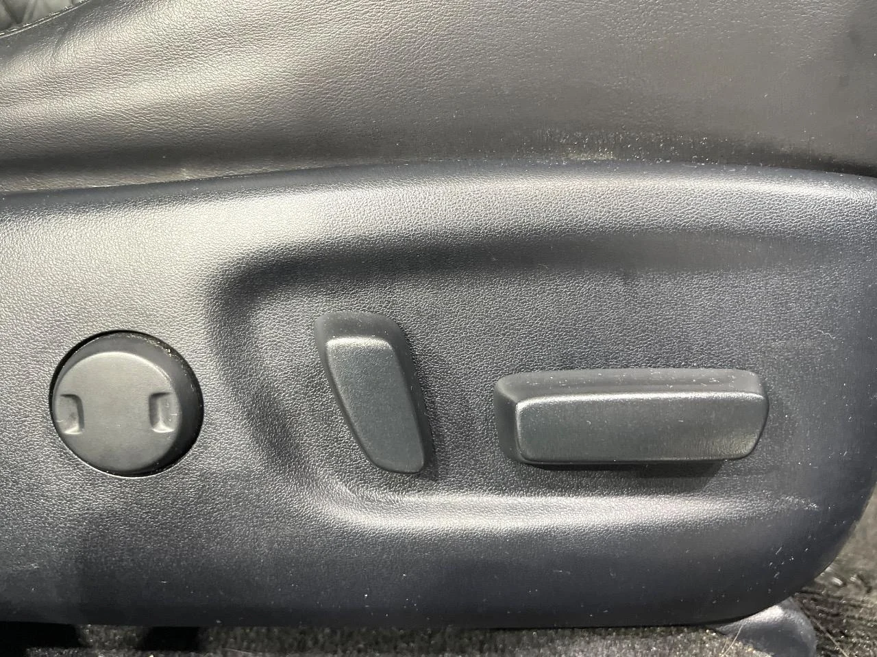 imgi_195_0600536A20251012Q00229