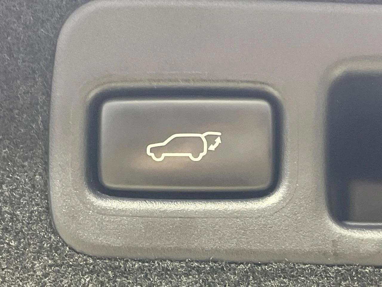 imgi_224_3000343A20251026Q00406