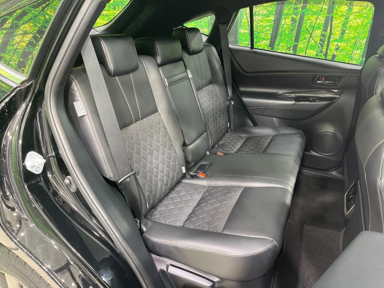 imgi_228_3000343A20251026Q00410