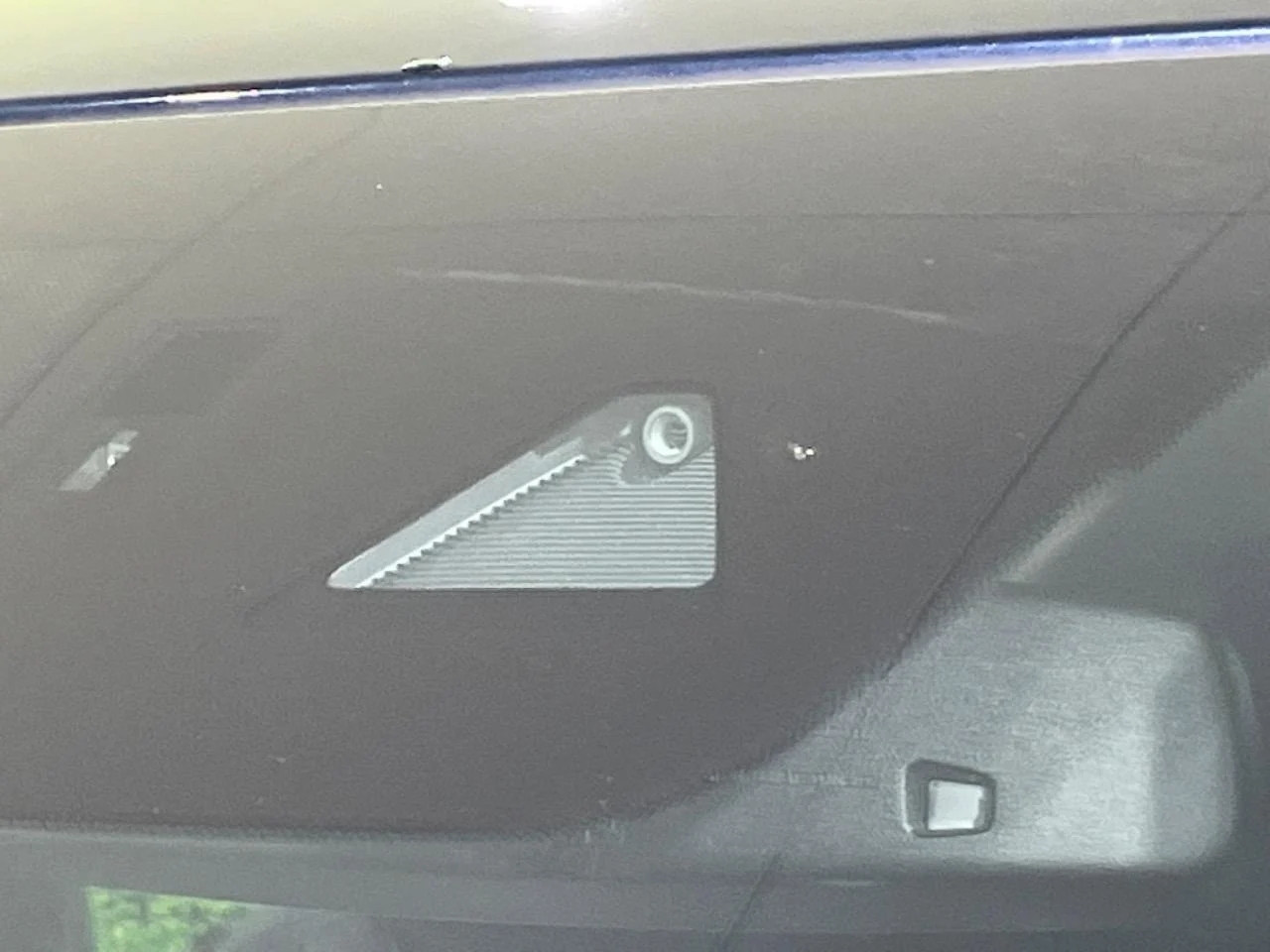 imgi_93_0400383A20251022Q00104