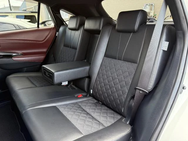 0706896A30251025W00147