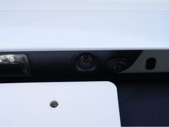 1002529A30251223W00207