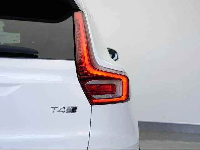 1002529A30251223W00235