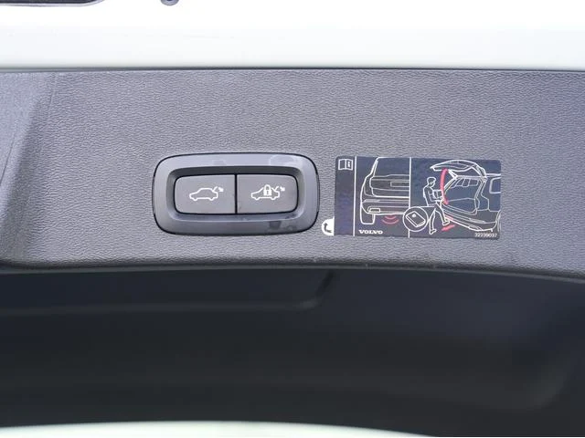 1002529A30251223W00237