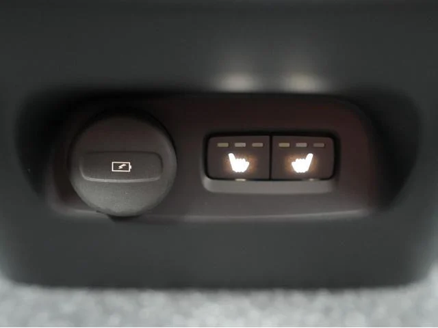 1002529A30251223W00254