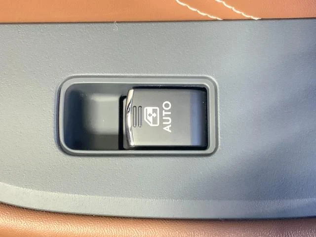 0504839A30251031W00135