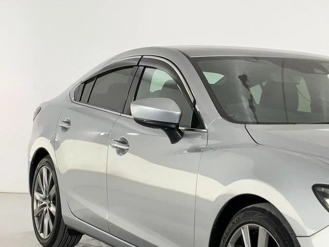 0504839A30250828W00704