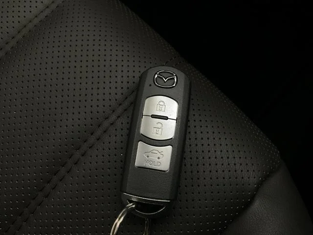 0504839A30250828W00710