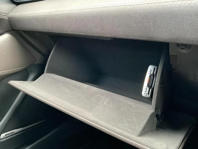 0504839A30250828W00746