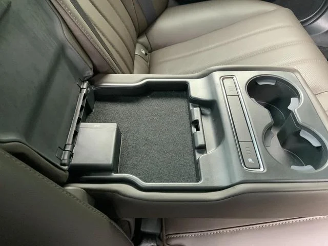 0504839A30250828W00750