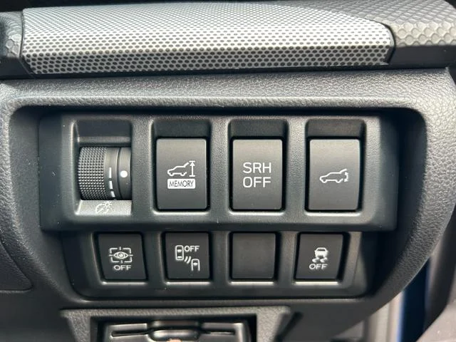 0561411A30260406W00415