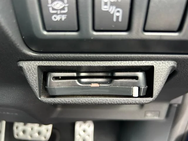 0561411A30260406W00416